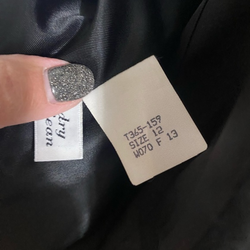 Vintage Black Pendleton Suit Made of 100% Virgin Wool, Size 10 - Picture 6 of 6